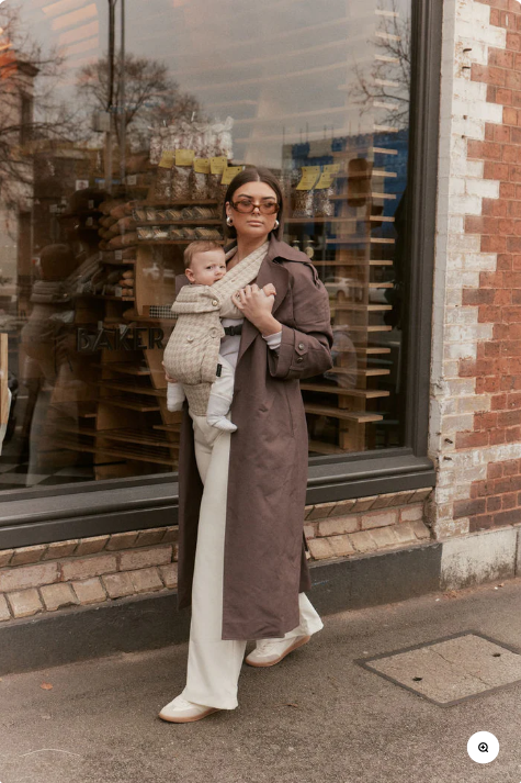 The Mama Carrier - Sand Houndstooth Beige